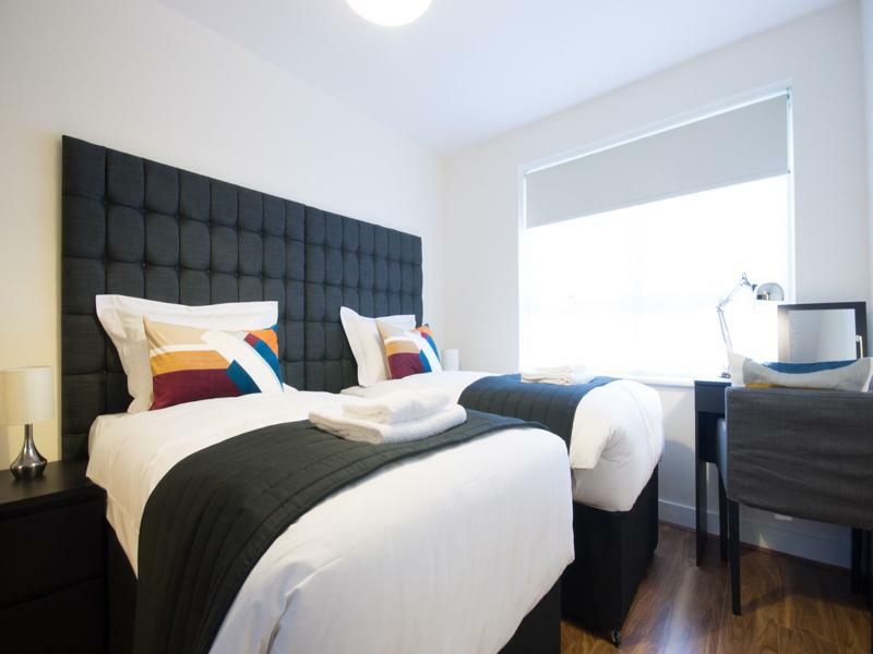 Arnos Apartments 핀칠리 외부 사진